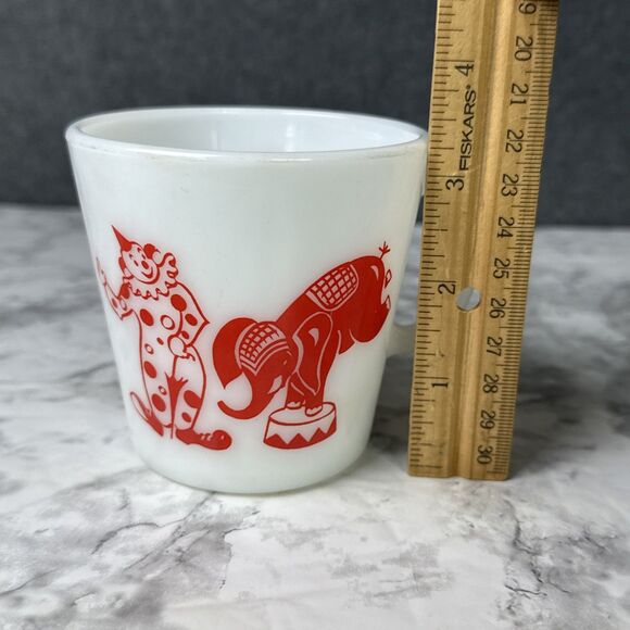 Pyrex Circus Glass Mug White Red 10oz Clown Vintage - Picture 7 of 7